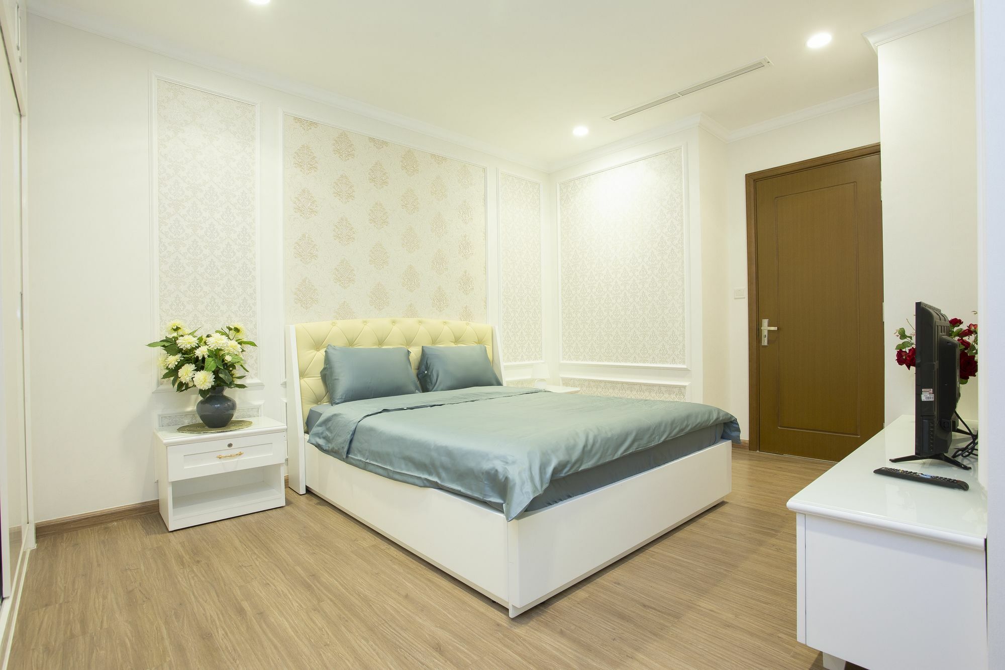 The Manner Apartment Icon 56 Rooftop Pool 胡志明市 外观 照片
